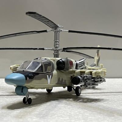 ​Mô hình Trực Thăng Kamov Ka-52 Alligator 1/72 nhựa lắp ráp