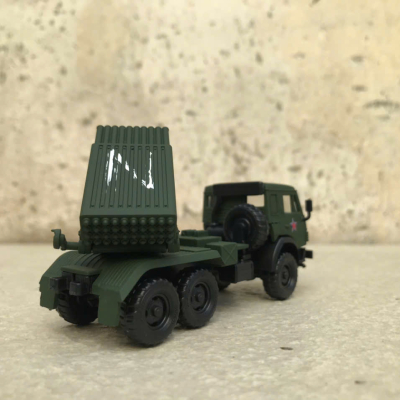 ​Mô hình quân sự xe KAMAZ Gran-k (Lắp ráp) tỷ lệ 1:72 