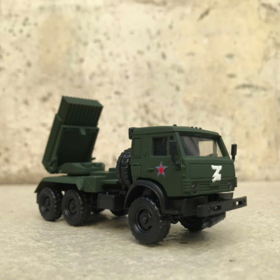 ​Mô hình quân sự xe KAMAZ Gran-k (Lắp ráp) tỷ lệ 1:72 