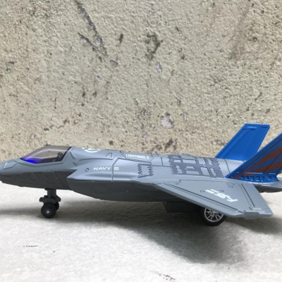 Máy bay đồ chơi Tiêm kích F-35 kim loại