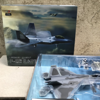 Máy bay Lockheed Martin F22 Raptor tỷ lệ 1:72
