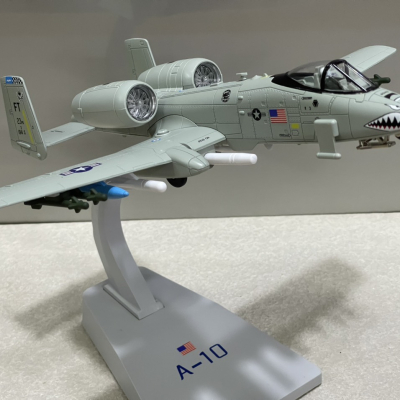 ​Mô hình Máy bay Cường kích A-10 Thunderbolt II tỷ lệ 1:48