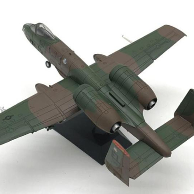 Mô hình Máy bay cường kích A-10 tỷ lệ 1:72