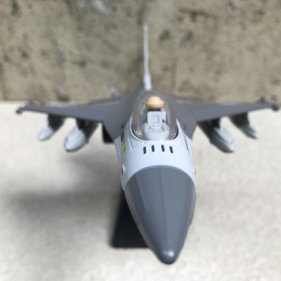 Mô hình Máy bay đồ chơi F-16 kim loại