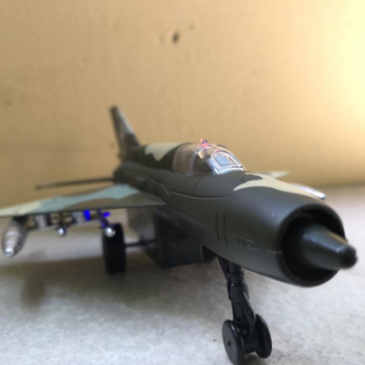 Mô hình Máy bay đồ chơi MIG-21 kim loại &ABS