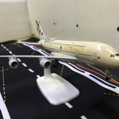Mô hình máy bay Etihad Airways A380  tỷ lệ 1:350