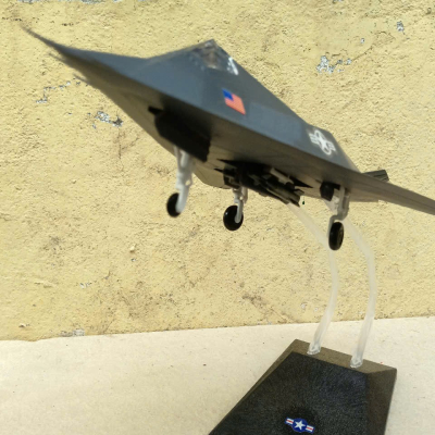 ​Mô hình Máy báy F-117 Chím Ưng Đêm tỷ lệ 1:48