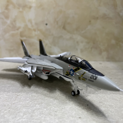 ​Mô hình Máy bay F-14A VF-84 Jolly Rogers tỷ lệ 1:100