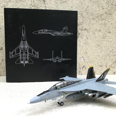 Mô hình Máy bay F-18F/A Super Hornet  tỷ lệ 1:100