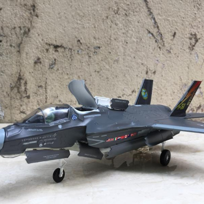 Mô hình Máy bay F- 35B Lightning II  tỷ lệ 1:72