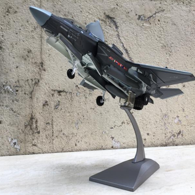 Mô hình Máy bay F- 35B Lightning II  tỷ lệ 1:72