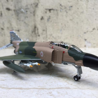 Mô hình máy bay F-4C Phantom II  tỷ lệ 1:100