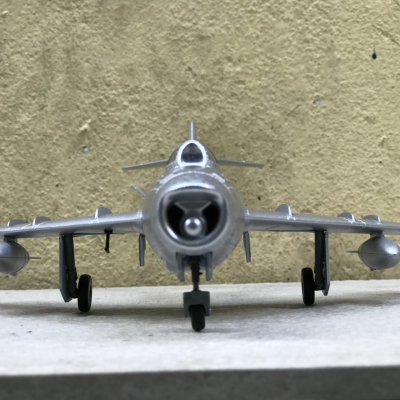 Mô hình máy bay MIG-17 Việt Nam tỷ lệ 1:48
