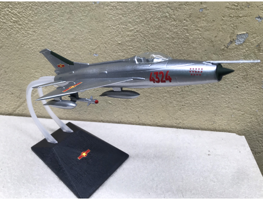 ​Mô Hình Máy Bay MIG-21 Số Hiệu 4324 tỷ lệ 1:48