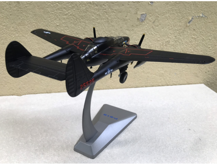 Mô hình Máy bay Northrop P-61B Black Widow tỷ lệ 1:72