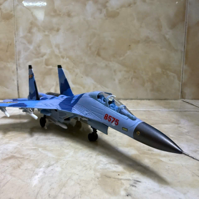 ​Mô hình Máy bay Sukhoi SU-30Mk2 Việt Nam  tỷ lệ 1:100