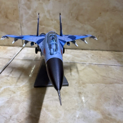 ​Mô hình Máy bay Sukhoi SU-30Mk2 Việt Nam  tỷ lệ 1:100