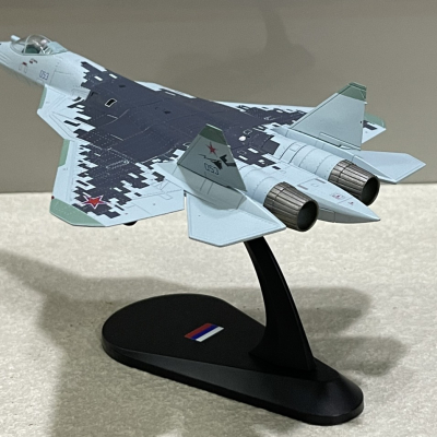 ​​Mô hình Máy bay Sukhoi SU-57 tỷ lệ 1:100