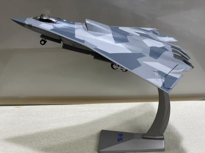 ​Mô hình Máy bay tàng hình J-36 tỷ lệ 1:72