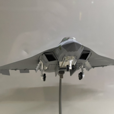 ​Mô hình Máy bay tàng hình J-36 tỷ lệ 1:72