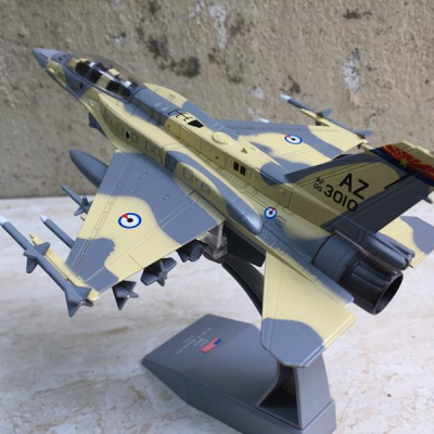 Mô hình Máy bay Tiêm kích F-16EF tỷ lệ 1:72