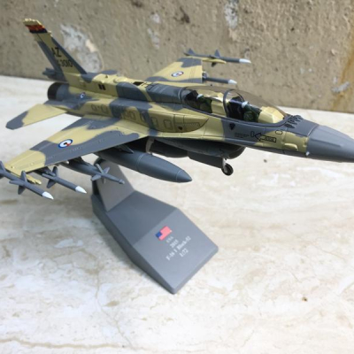 Mô hình Máy bay Tiêm kích F-16EF tỷ lệ 1:72