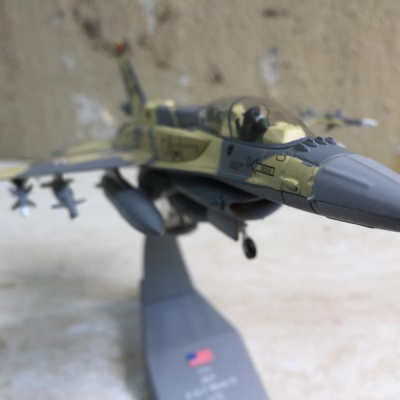 Mô hình Máy bay Tiêm kích F-16EF tỷ lệ 1:72