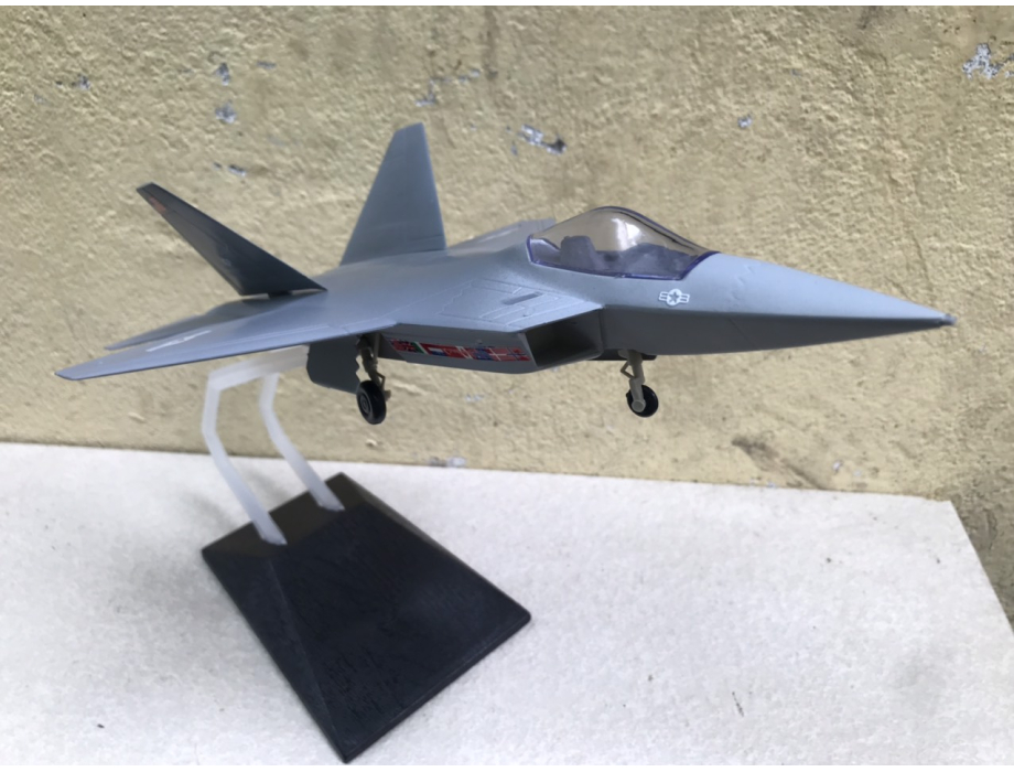 Mô hình Máy báy Tiêm kich F-22 RAPTOR ABS tỷ lệ 1:72