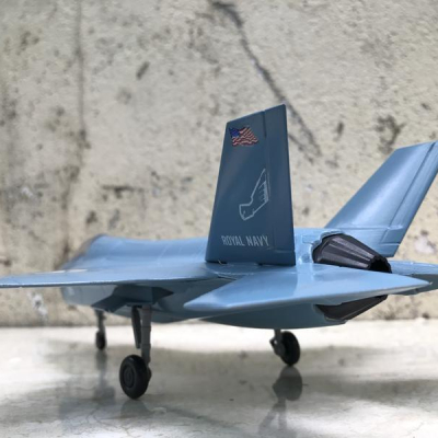 Mô hình Máy báy Tiêm kich F-35 tỷ lệ 1:72