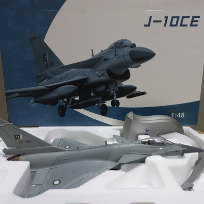 Mô hình Máy bay tiêm kích J-10CE Pakistan tỷ lệ 1:48