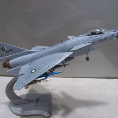 Mô hình Máy bay tiêm kích J-10CE Pakistan tỷ lệ 1:48