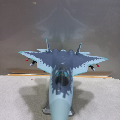 ​Mô hình Máy bay tiêm kích Sukhoi SU-57 tỷ lệ 1:48