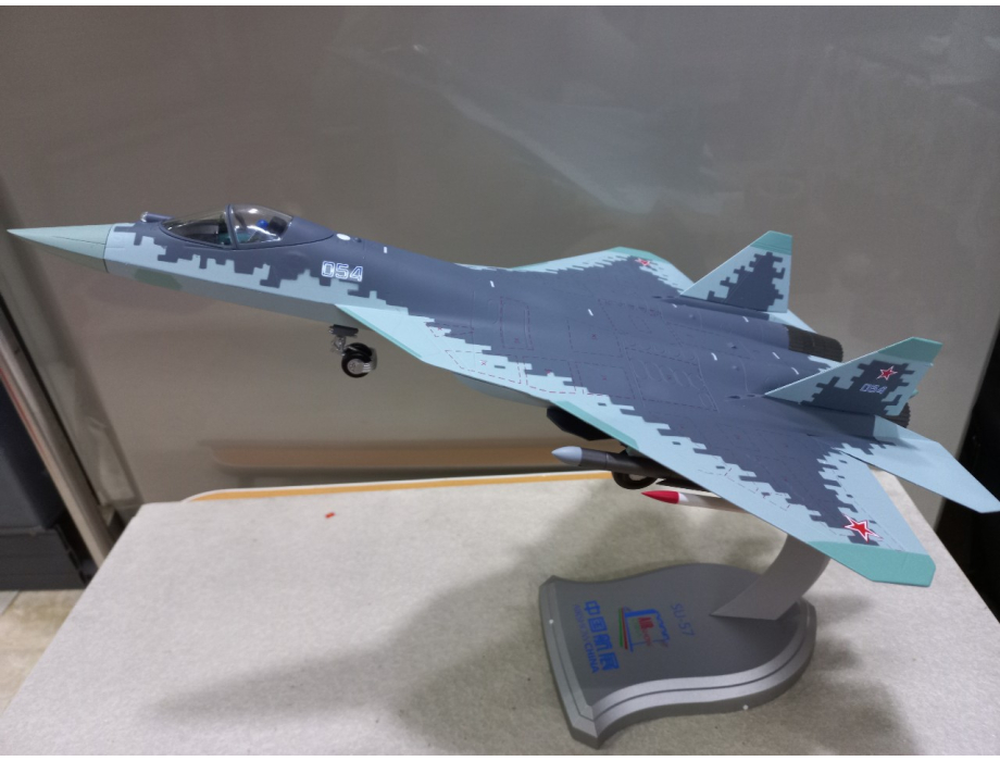 Mô hình Máy bay tiêm kích Sukhoi SU-57 tỷ lệ 1:48 Mô hình Máy bay tiêm kích Sukhoi SU-57 tỷ lệ 1:48