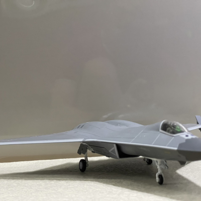 ​Mô hình Máy bay Tiêm kích tàng hình J-50 tỷ lệ 1:72
