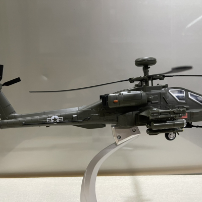 ​Mô hình máy bay Trực Thăng AH-64D Apache tỷ lệ 1:46