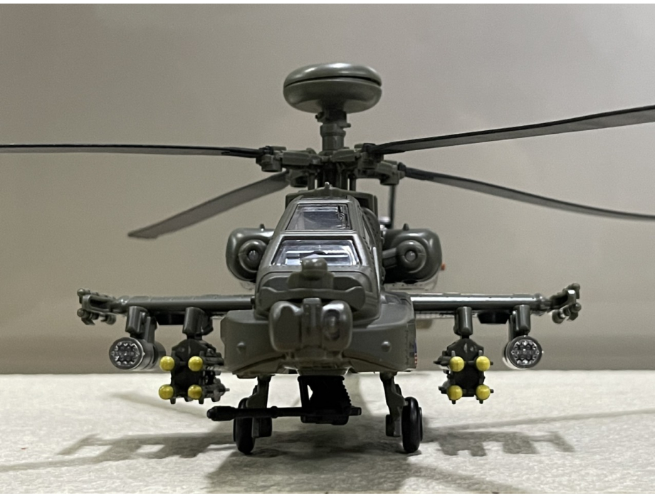 ​Mô hình máy bay Trực Thăng AH-64D Apache tỷ lệ 1:46
