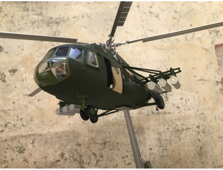 Mô hình máy bay Trực Thăng Mi-171 QĐND-VN tỷ lệ 1:48