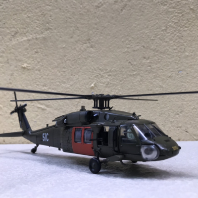 Mô hình máy bay Trực Thăng UH-60M Black Hawk 51C tỷ lệ  1:72