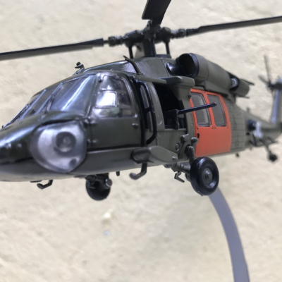 Mô hình máy bay Trực Thăng UH-60M Black Hawk 51C tỷ lệ  1:72