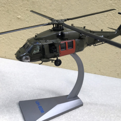 Mô hình máy bay Trực Thăng UH-60M Black Hawk 51C tỷ lệ  1:72