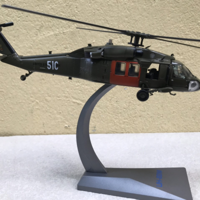 Mô hình máy bay Trực Thăng UH-60M Black Hawk 51C tỷ lệ  1:72