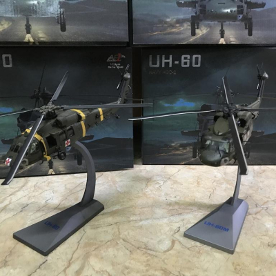 Mô hình máy bay Trực Thăng UH-60M Black Hawk NAVY tỷ lệ 1:72