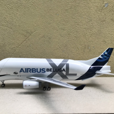 Mô hình máy bay vận tải AIRBUS Beluga tỷ lệ 1:150