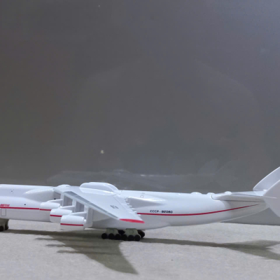 Mô hình máy bay Vận tải An-225 CCCP tỷ lệ 1:400