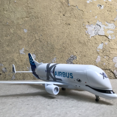 Mô hình máy bay vận tải BELUGA A-330 tỷ lệ 1:350