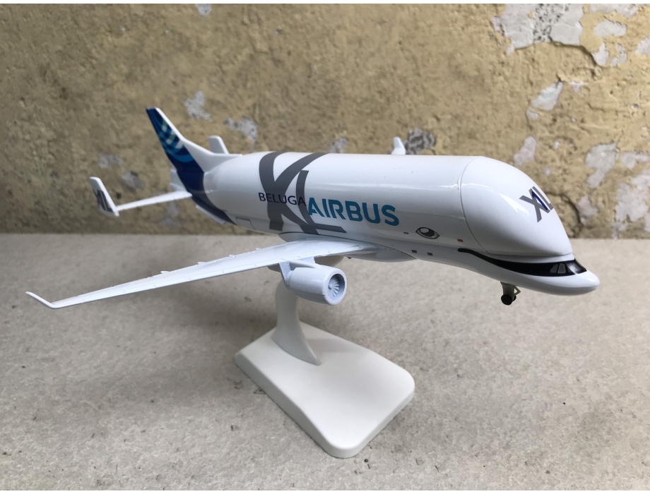 Mô hình máy bay vận tải BELUGA A-330 tỷ lệ 1:350 Mô hình máy bay vận tải BELUGA A-330 tỷ lệ 1:350