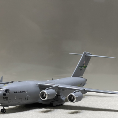 ​Mô hình Máy bay vận tải C-17 U.S AIR FORCE tỷ lệ 1:200