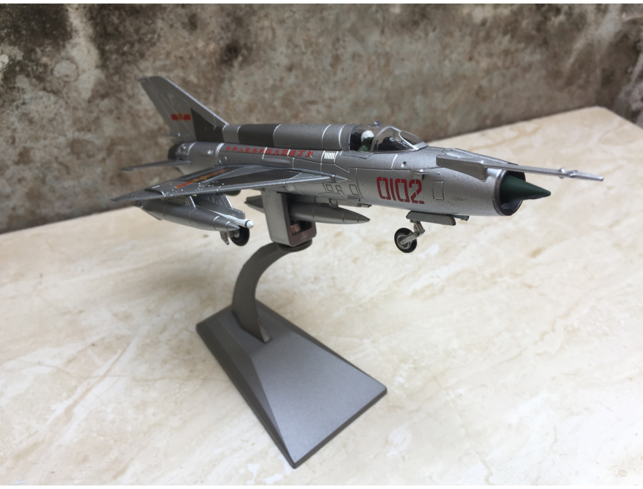 Mô hình tĩnh Máy bay MIG 21 tỷ lệ 1:72 Mô hình tĩnh Máy bay MIG 21 tỷ lệ 1:72