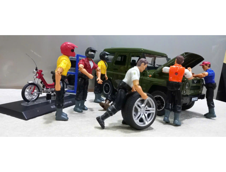 ​Mô hình Nhân vật Người thợ GARA tỷ lệ 1:18 