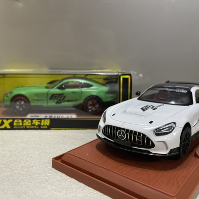 ​Mô hình ô tô MERCEDES AMG GT2PRO tỷ lệ 1:24